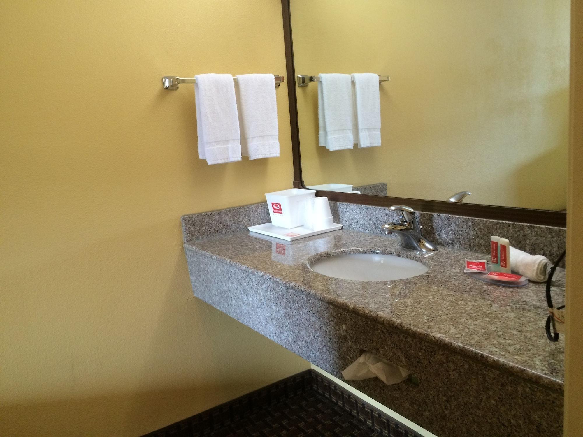 Econo Lodge Easton Route 50 Экстерьер фото