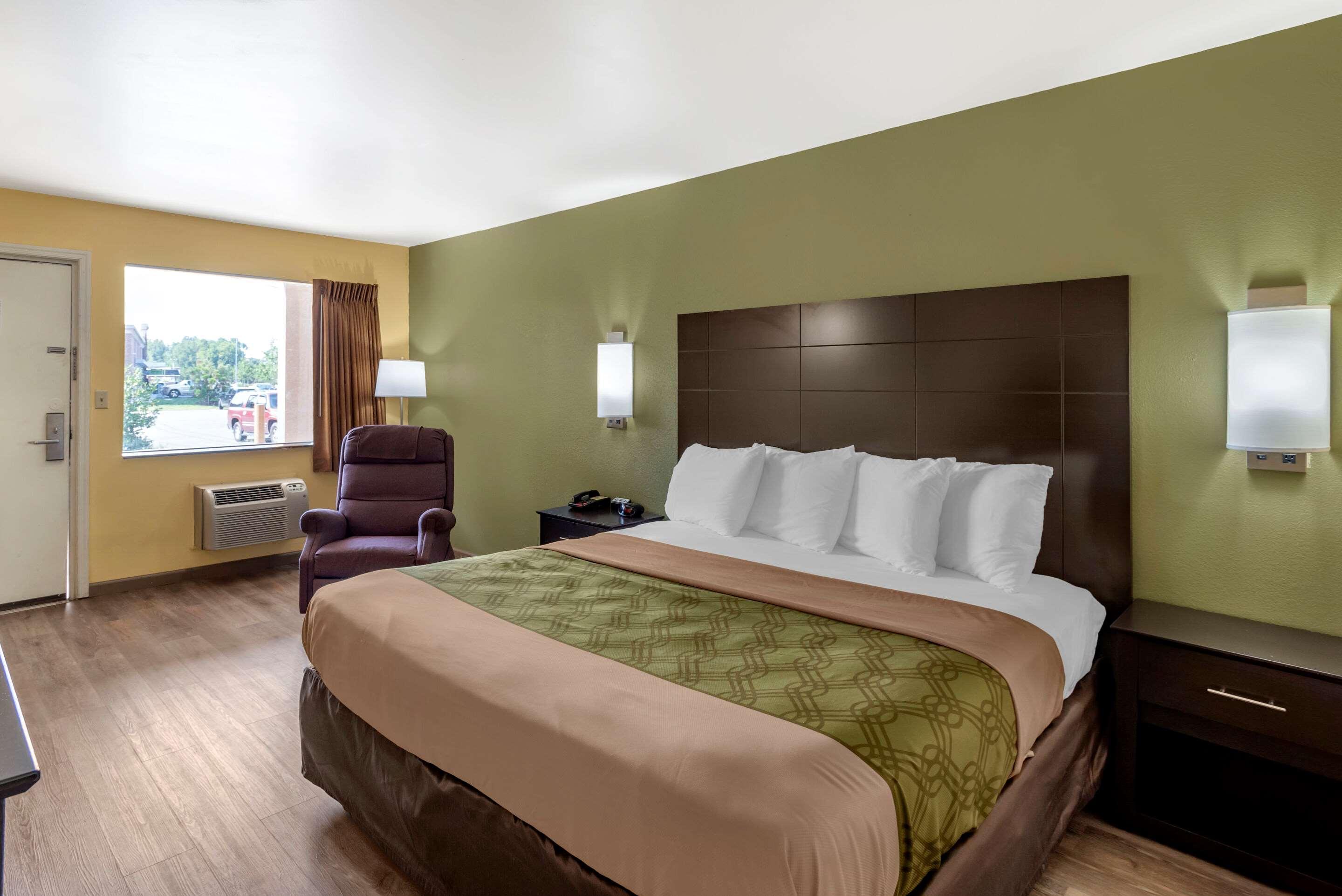 Econo Lodge Easton Route 50 Экстерьер фото
